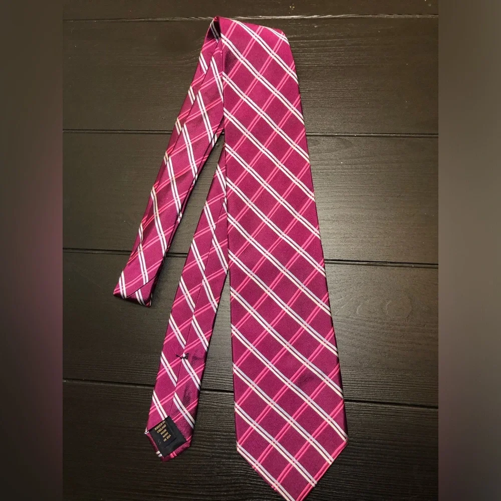 Brooks Brothers Pink and White Plaid Tie